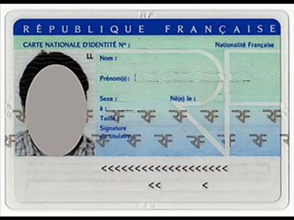 Une puce électronique se cache dans notre carte d'identité ? (Découverte par Marc Cohen)
