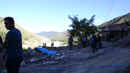 Üzerine Kaya Parçası Düşen Öğrenci Öldü