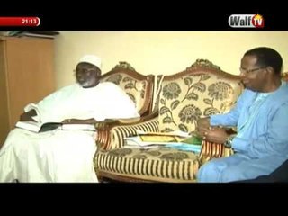 Sidy Lamine Niass chez Thierno Madany Tall pour présenter ses œuvres