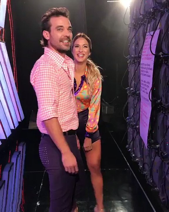 Pedro y Flor preparándose para salir - 12 de Junio