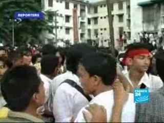 Manifestation Rangoon - FRANCE24-FR-Exclusif-