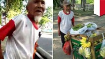 Video viral: kisah kakek penjual pisang dirampok kini mendapat banyak donasi - TomoNews
