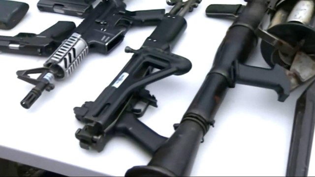 Colombia: FARC hands over most of its weapons in peace deal