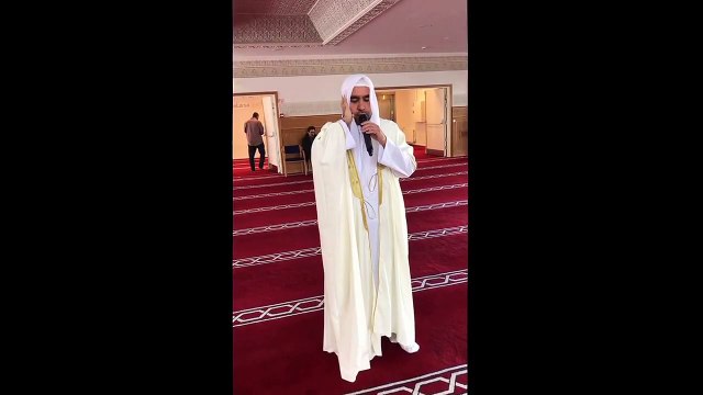 Metin Demirtas. Medine makami ezani Muhammedi. Arap makami ezan. Adhan Madinah. Azan Madinah. Azan Masjid Nabawi. Azan Essam Bukhari. Sheikh Essam Bukhari. Medine ezani Esam Buhari. Adhan. Hamad Bin Khalifa Civilisation Masjid Khayr Al Bariyya.13/5 2017