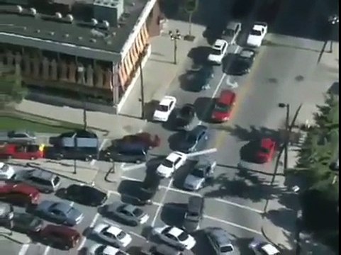 james bond filmi gibi kaçış sahnesi