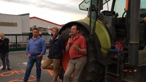Les producteurs de lait bloquent Yoplait au Mans