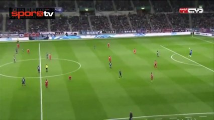 Suriyeli milli kaleci Ibrahim Alma, eliyle degaj yaptı