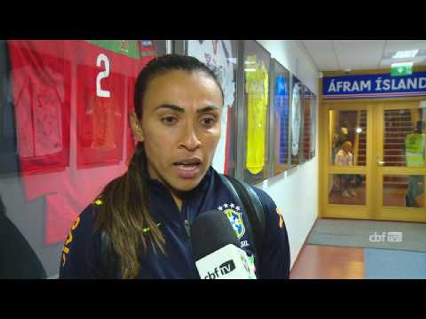 Seleção Feminina: Marta comemora vitória e analisa resultados