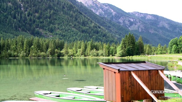 Comparatif vidéo - Peugeot 308 (2017) vs Volkswagen Golf (2017) :