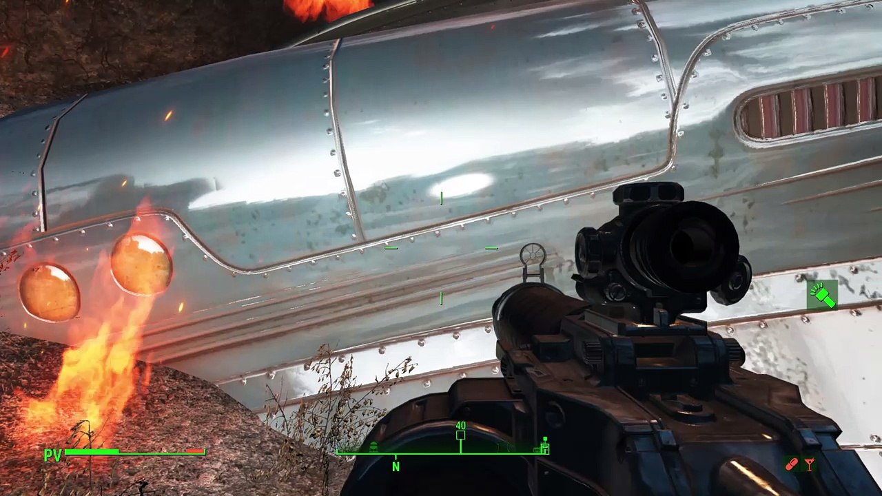 FALLOUT 4_ Alienigena, pistola Alienigena e disco Voador