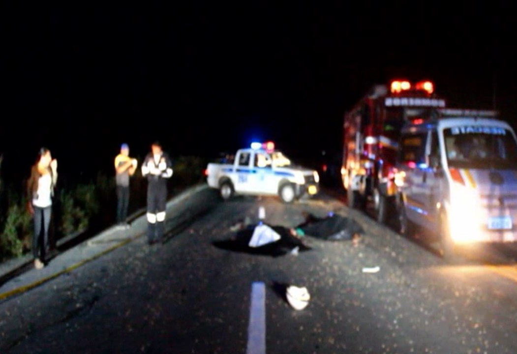 Dos personas murieron en un accidente de transito en la vía a Santa Elena