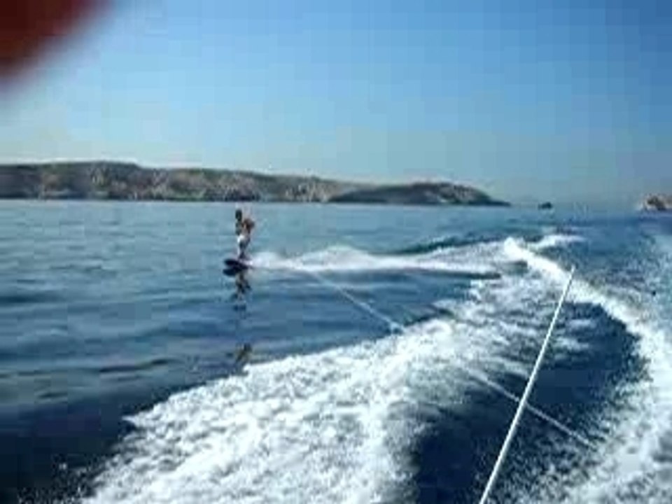 Back roll wake board chute