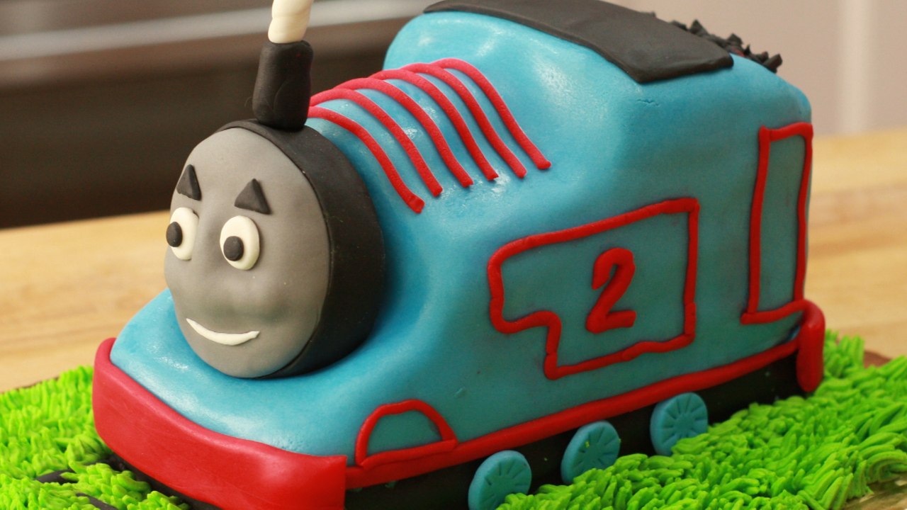 Tort Tomek, Thomas cake Tutorial , torty dla dzieci, Jak zrobić tort dla dziecka ?