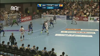 BiH - Španija / Sjajne odbrane Burića