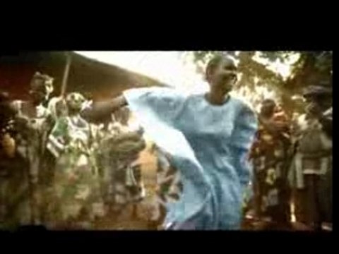 clip Tiken Jah Fakoly & Yannis Odua - Y'en a Marre