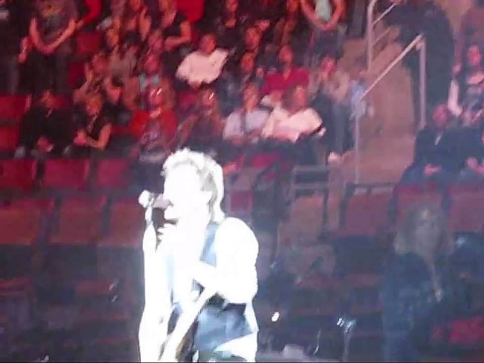 Bon Jovi - I Got The Girl (Part 2) (480p_30fps_H264-128kbit_AAC)