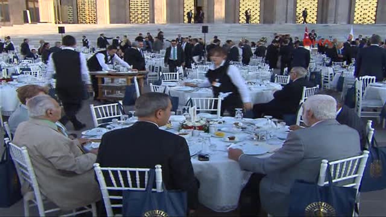 Cumhurbaşkanı Erdoğan ve Meclis Başkanı Kahraman Meclis'teki Iftarda Konuştu- 3