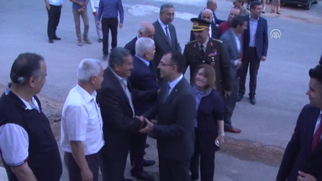 Malatya Valisi Toprak, Suriyelilerle Iftar Açtı