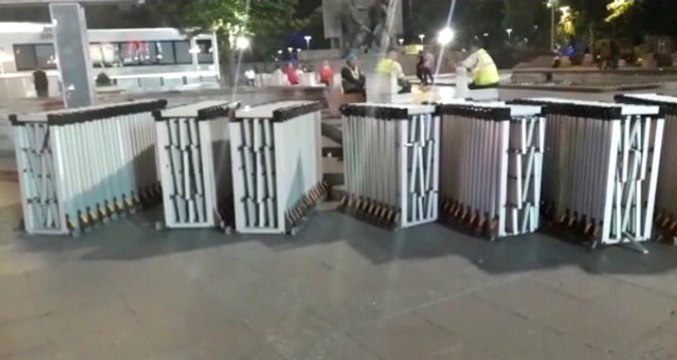 Kılıçdaroğlu'nun Başlatacağı Yürüyüş Öncesi Güvenpark'ta Bariyerlerle Güvenlik Önlemi Alındı