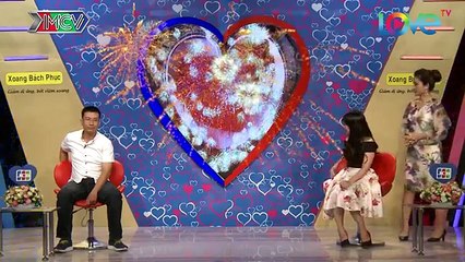 Chàng thủy thủ "cưỡng" hôn bạn gái xinh đẹp ngay lần đầu gặp mặt