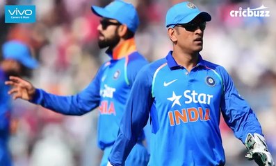 MS Dhoni was bit of a genius as captain - Michael Hussey