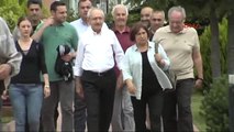 Kemal Kılıçdaroğlu 'Adalet Yürüyüşü' Öncesi Evinin Önünde Açıklama Yaptı