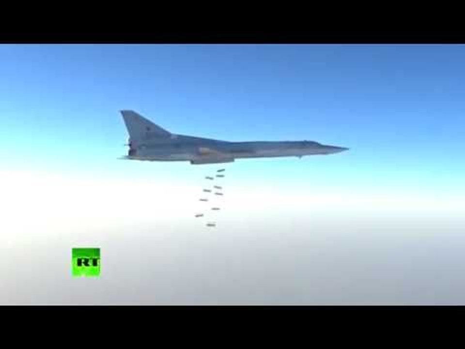 RAW: Russian  long-range bombers target ISIS near Deir ez-Zor, Syria