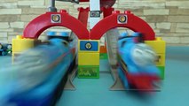 Wooden Train Thomas toy MEGA BLOKS Thomas & Gordon Sodor Speed Rai