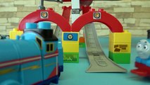 Wooden Train Thomas toy MEGA BLOKS Thomas & Gordon Sodor Speed Rail