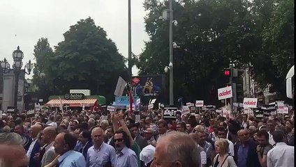 Kılıçdaroğlu'nun adalet yürüyüşü ve 'Ey Özgürlük' şarkısı