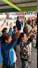 Clapping à l'école Sainte-Marie à Châtelineau
