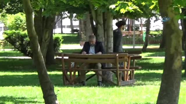 Sosyal Deney İçin Dilenci Kılığına Giren Gazeteciler, 2 Saatte 159 TL Topladı