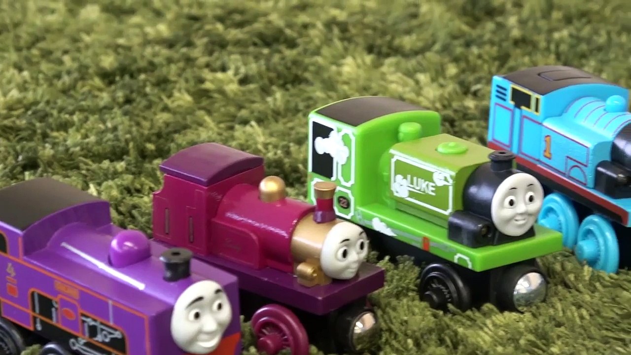 Wooden Train Thomas toy MEGA BLOKS Thomas & Gordon Sodor Speed Rail