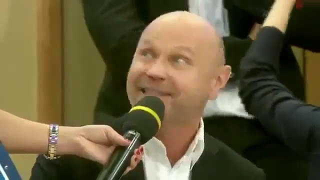 Америка приползет к ним на коленях :) За лаптями и балалайками?