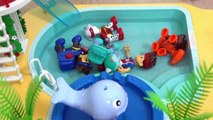 Paw Patrol Pool Time Bubble Fun! Cute Kid Geneádvieve Plays with Paw Patrol Toys to H