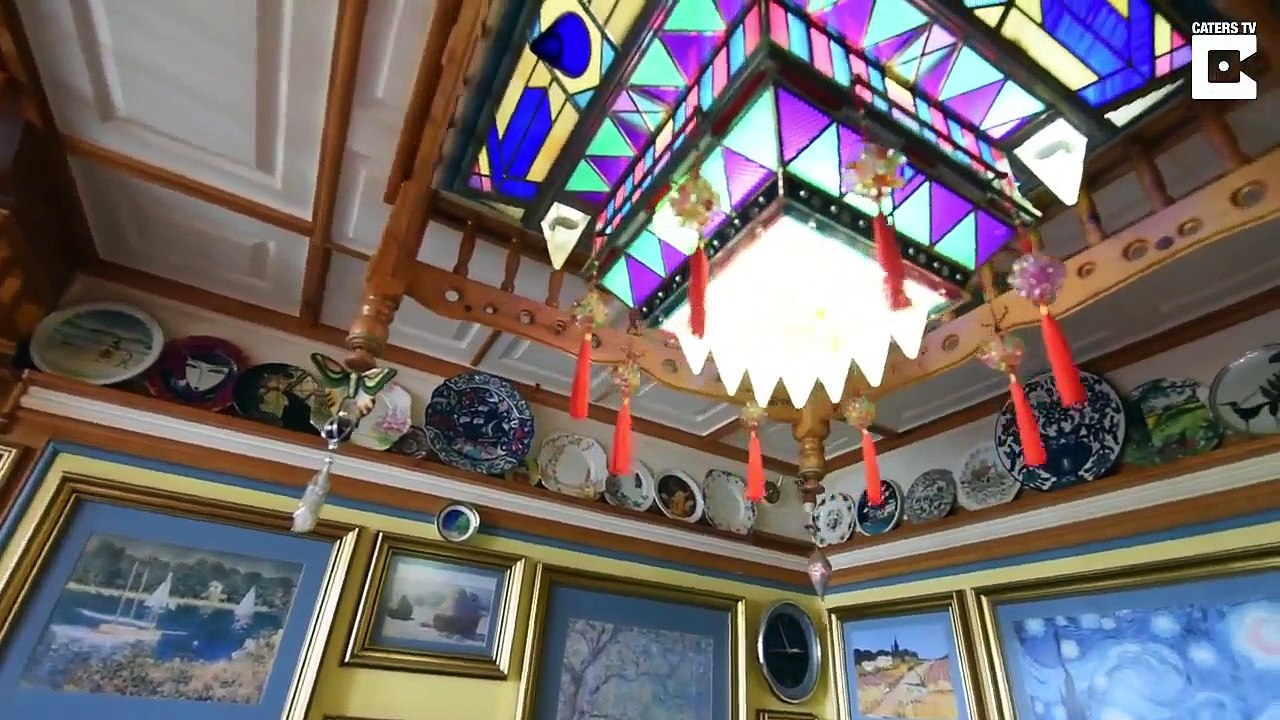 Adrian Reeman Transforms Flat Into DIY Versailles