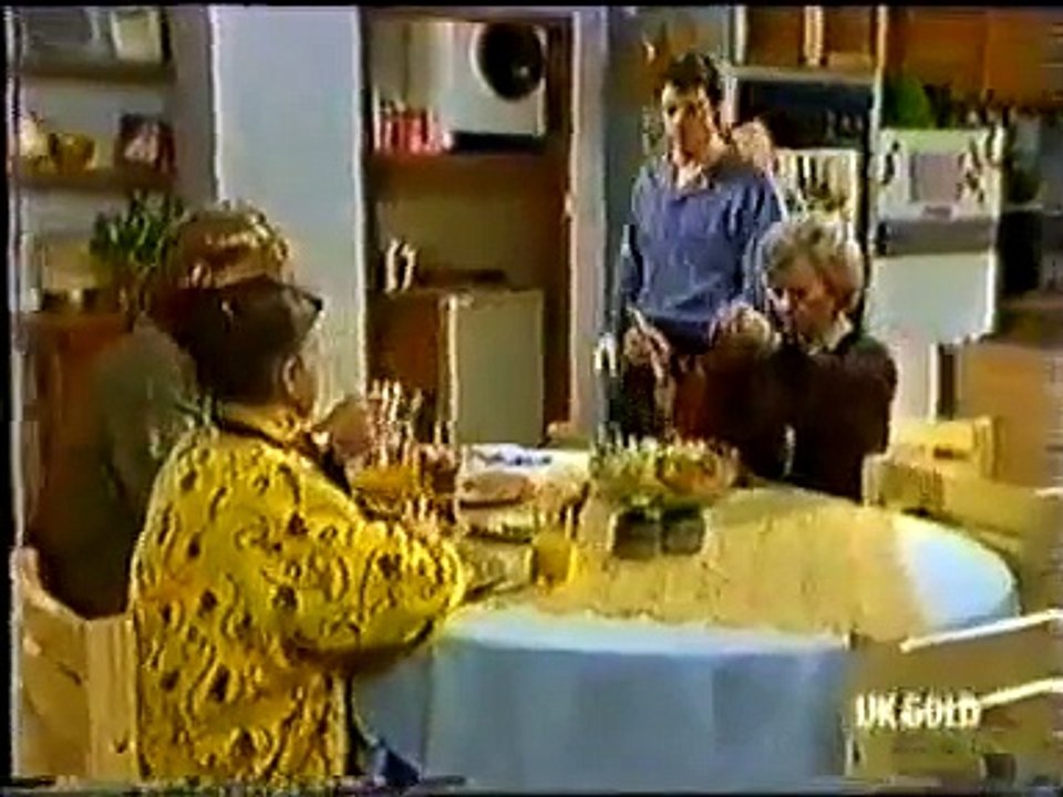 Neighbours Episode 328