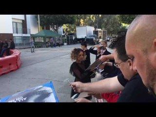 All Eyes On Me Actress Chilling With Her Fans - esnews boxing