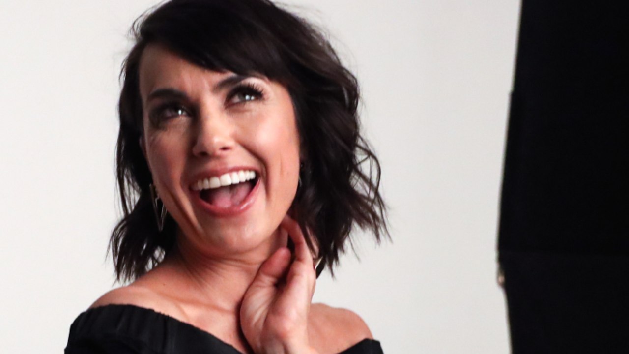 Constance Zimmer Agreed to Star in ‘Unreal’ Before Seeing the Script