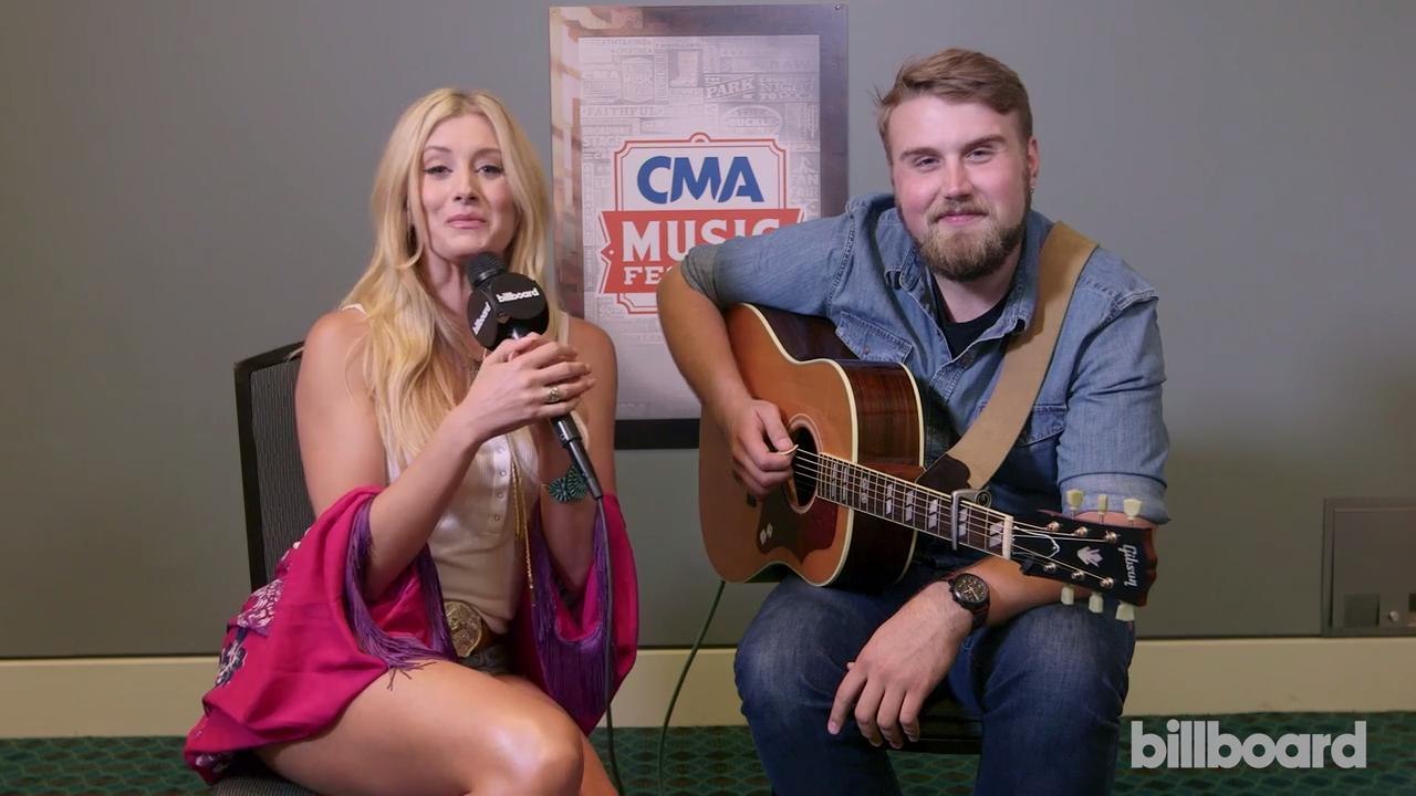 Country Artist Stephanie Quayle Performs "Selfi...