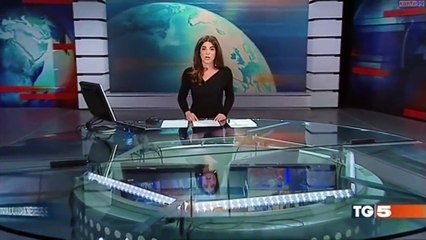 Spiker Cam Masayı Unutunca Frikiği Veriyor