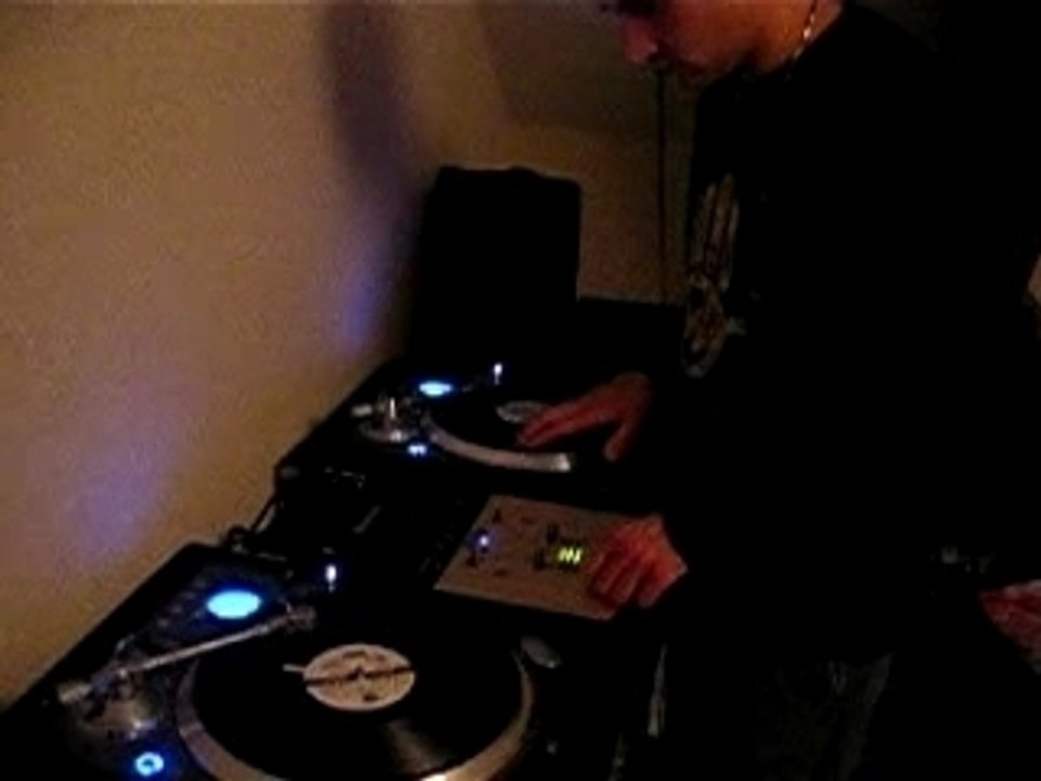 session pass pass dj lb