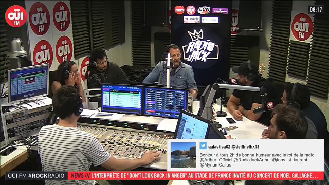 La radio OUI FM en direct vidéo /// La radio s'écoute aussi avec les yeux (3202)