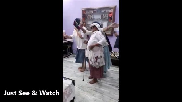 haryana ki ladies ka dance || haryanvi dance || Budhiya ka nach || Haryana ki Ladies || Old ladies dance on haryanvi