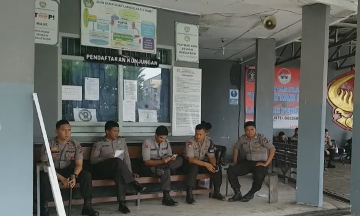 Petugas Masih Cari Belasan Tahanan Yang Kabur