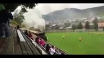 200.Football Ground से Match के दौरान गुजरती Train कभी देखी है...-- अगर नही तो देखीये यह Video