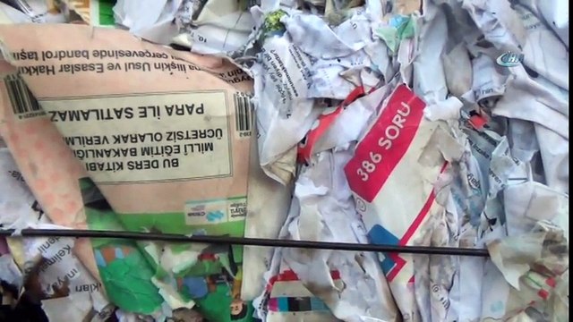 Kağıt Yüklü Tır Alev Alev Yandı