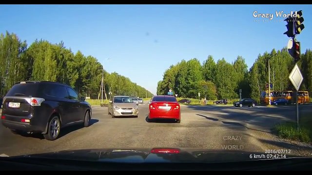 Accidents de moto 2016-2017 Mort sur deux roues Мото Аварии Смерть на двух колесах