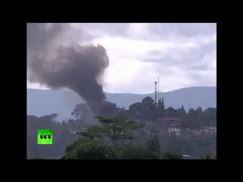 RAW: Philippine Air Force drop bombs on ISIS-linked militants in Marawi