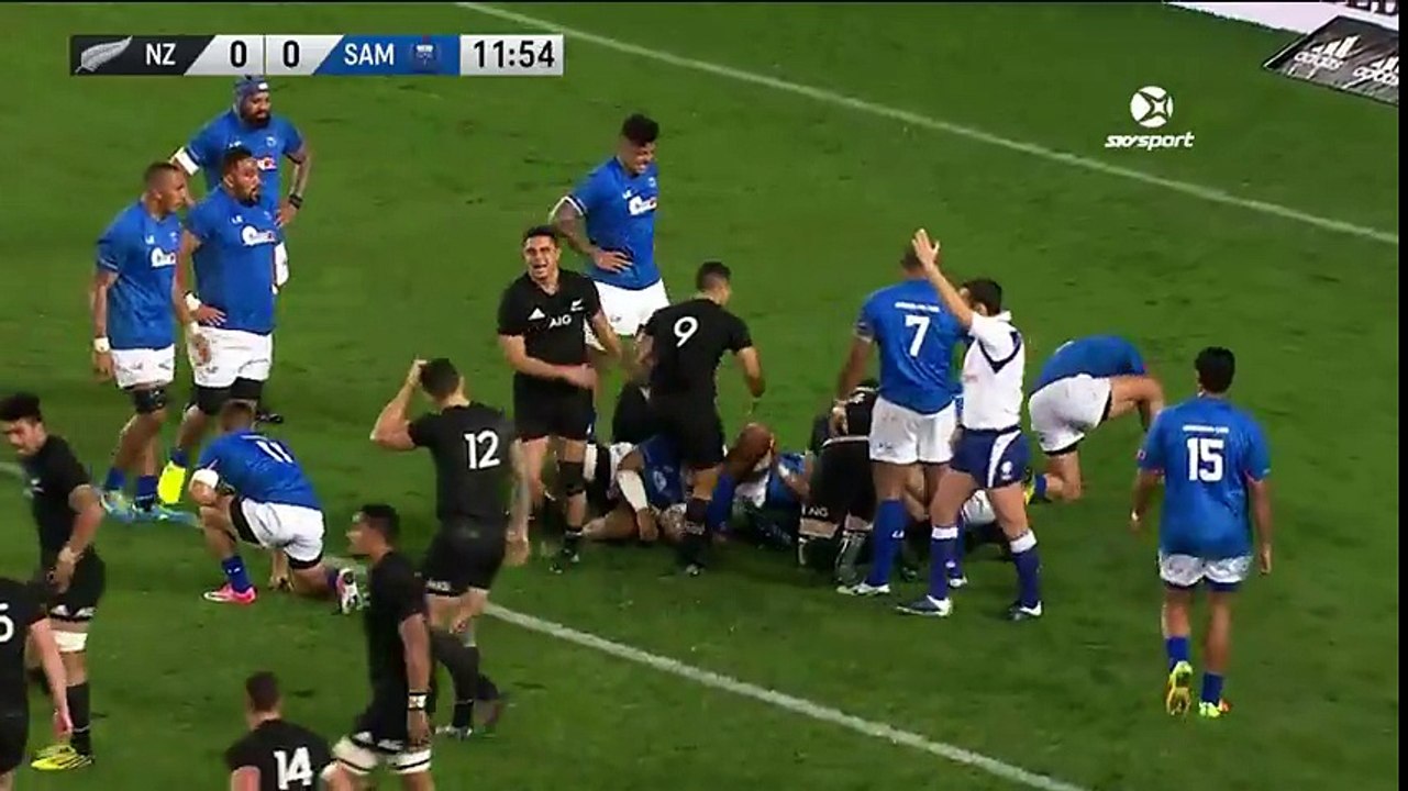 Les All Blacks pulvérisent les Samoa à l'Eden Park
